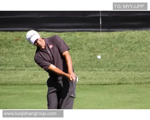 李强独家分享网球技巧与心得助你提升球技的秘诀与经验分享